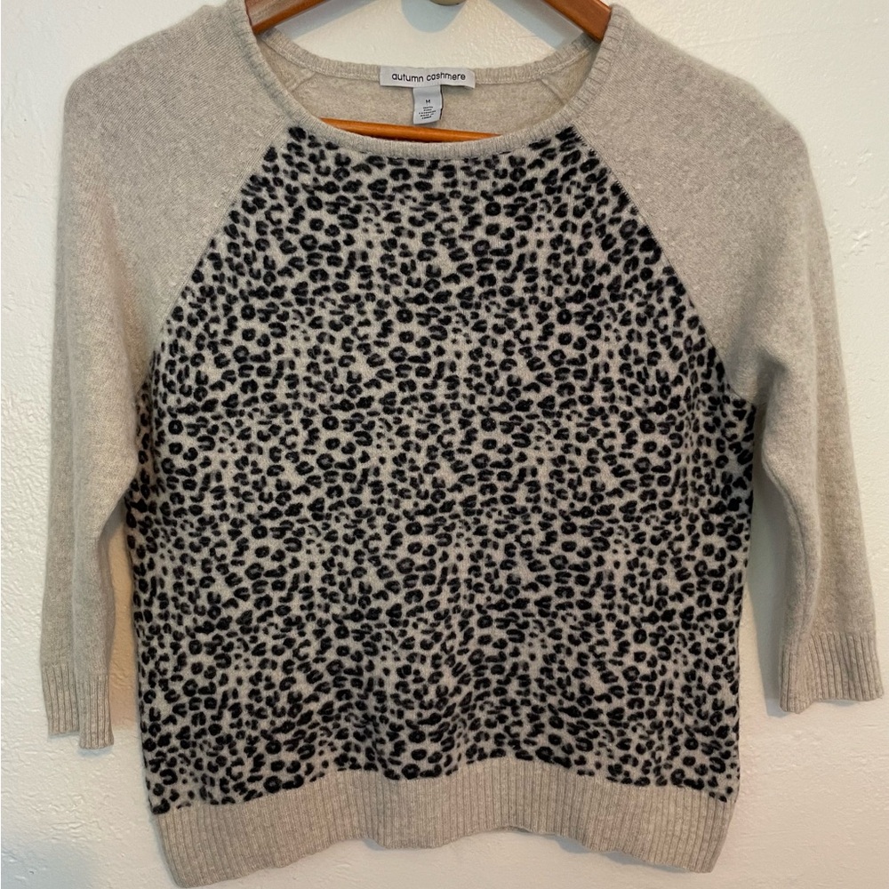 AUTUMN CASHMERE 100% Cashmere Raglan 3/4 Sleeves Leopard Medium